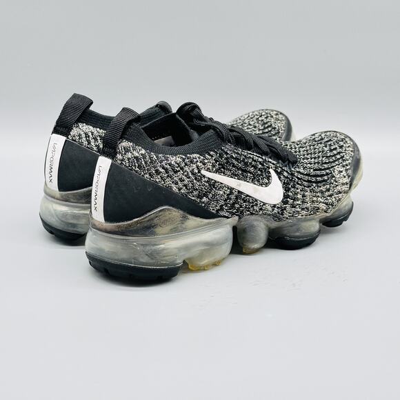 Nike Air Vapormax Flyknit 3 Shoes Womens 5 Black White Oreo Sneakers Trainers - Picture 7 of 11